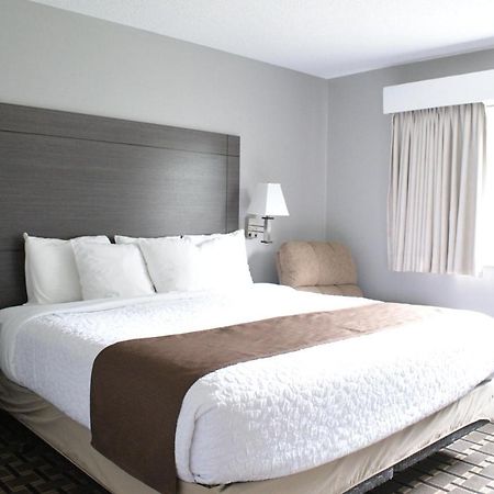Adams Inn And Suites 外观 照片