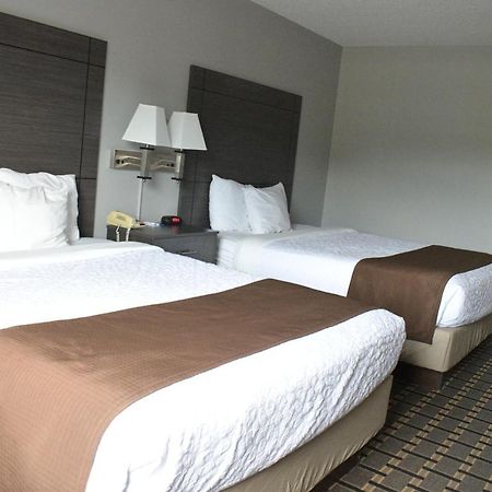 Adams Inn And Suites 外观 照片