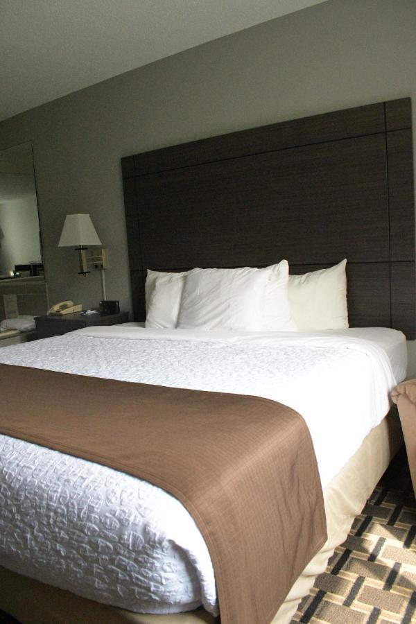 Adams Inn And Suites 外观 照片