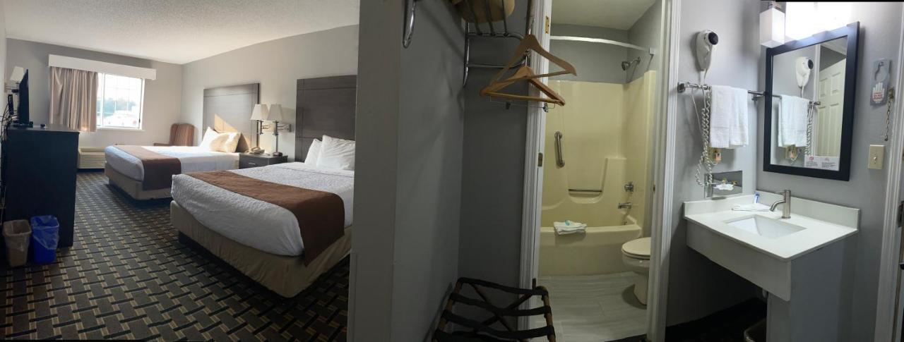Adams Inn And Suites 外观 照片
